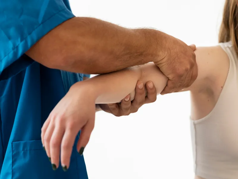 Chiropractic care for elbow pain at Eagle Trace Spine & Sport in Burnsville