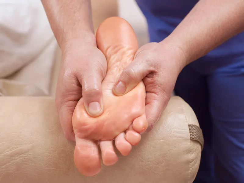 Chiropractic care for plantar fasciitis at Eagle Trace Spine & Sport in Burnsville