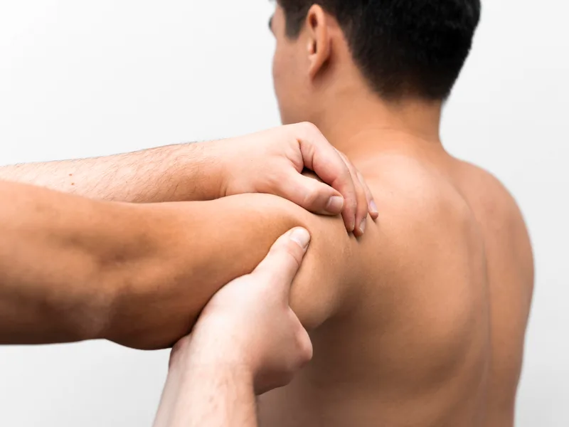 How Eagle Trace Spine & Sport treats rotator cuff injury in Burnsville