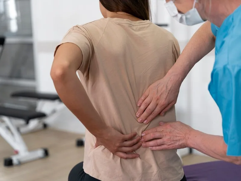 How Eagle Trace Spine & Sport treats sciatica in Burnsville